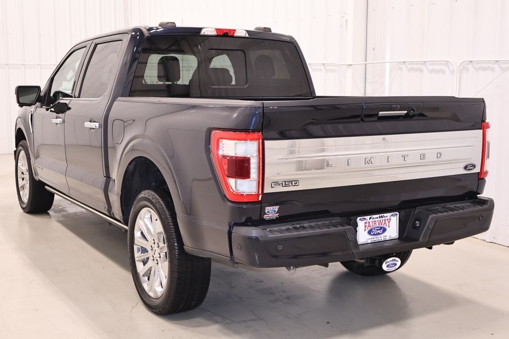 View vehicle photo 5