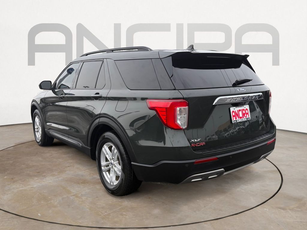 Used Car 2022 Ford Explorer  Xlt For Sale Under $25,000 In Floresville, Texas