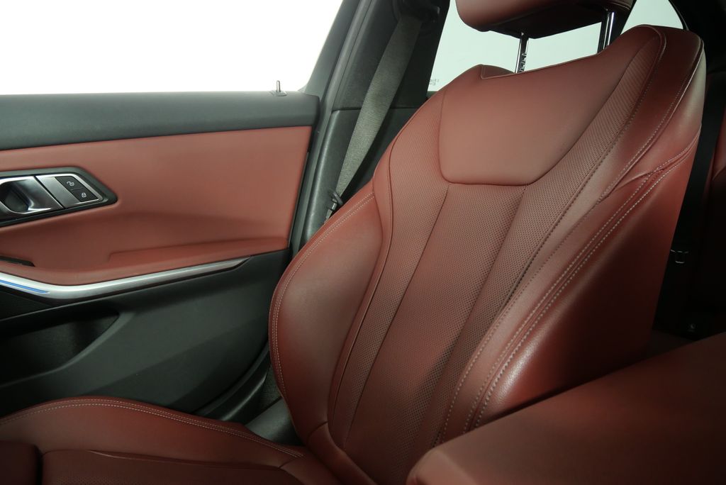 2023 BMW 3 Series 330i 26