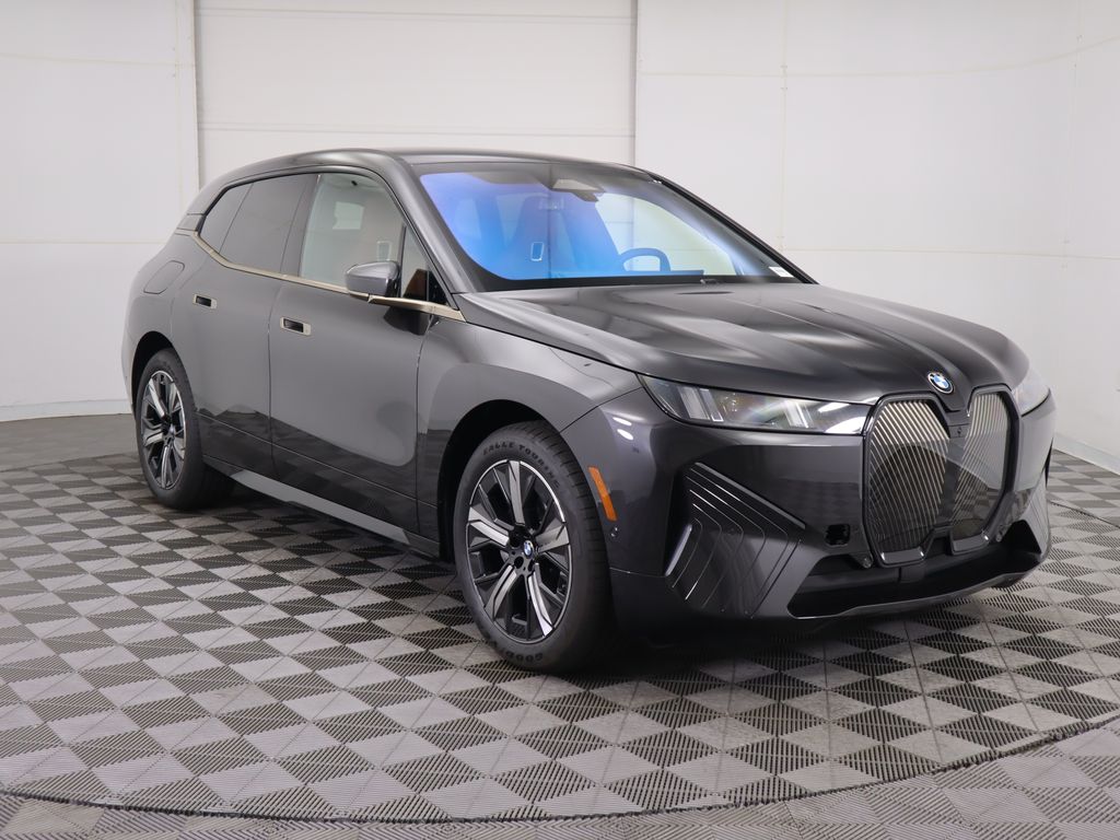 Thumbnail: 2026 BMW iX - 3