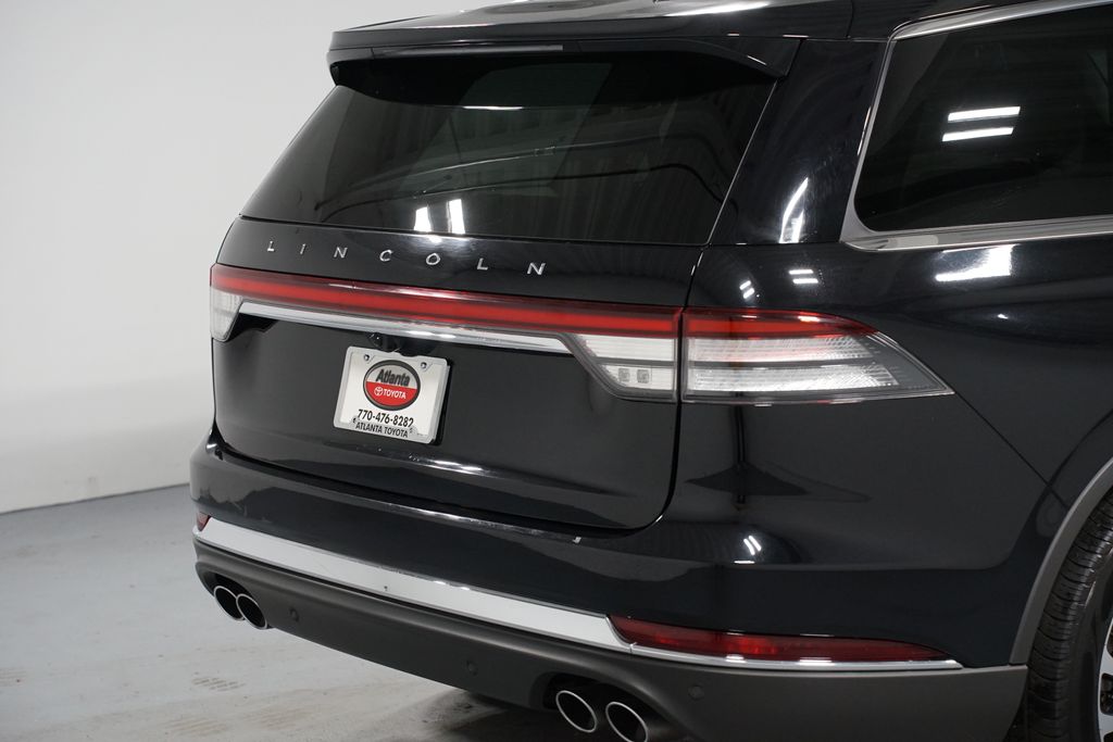 Thumbnail: 2023 Lincoln Aviator - 9