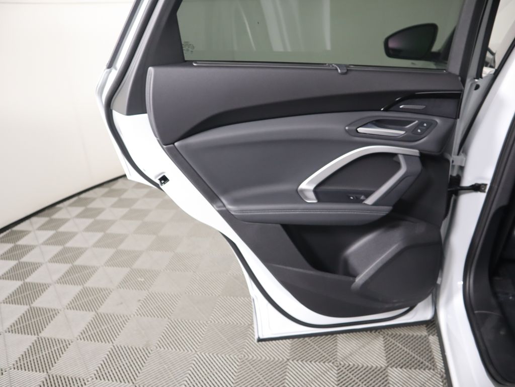 Thumbnail: 2025 Audi Q5 - 28
