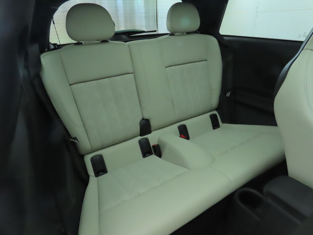 2025 MINI Cooper Hardtop 2 Door 24