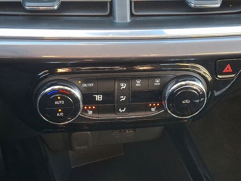 Thumbnail: 2024 Chevrolet Trax - 16