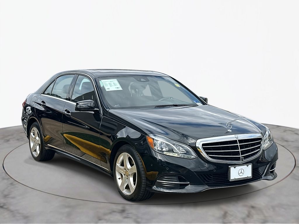 Thumbnail: 2016 Mercedes-Benz E-Class - 7