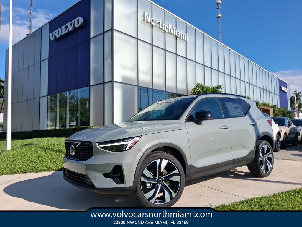 2026 Volvo XC40 Ultra