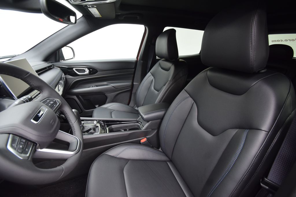 new 2026 Jeep Compass car, priced at $37,595