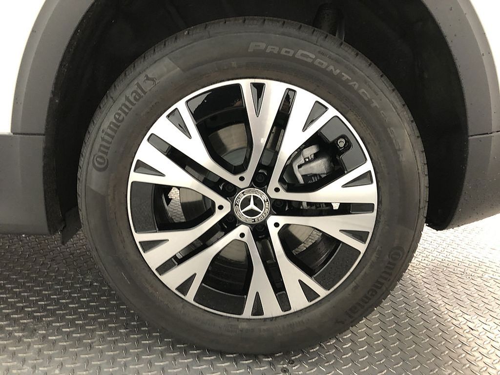 2024 Mercedes-Benz GLB 250 27