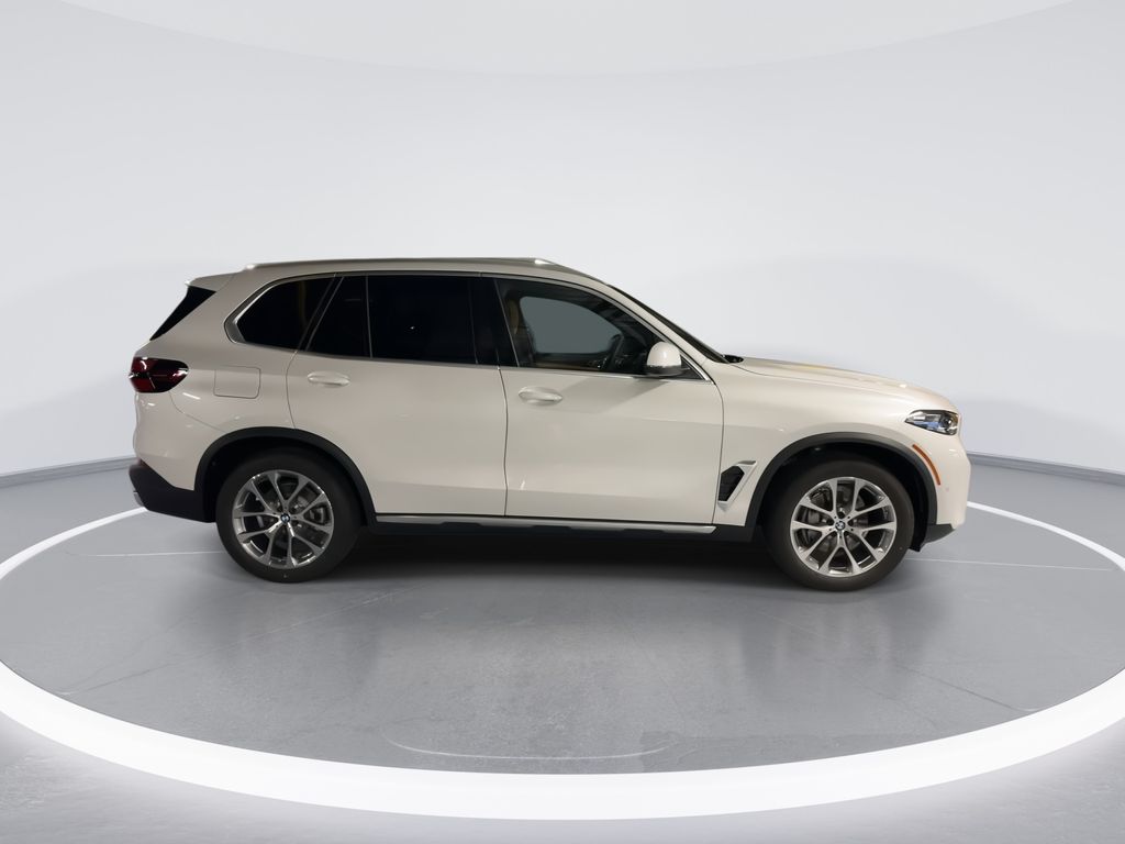 Thumbnail: 2026 BMW X5 - 9