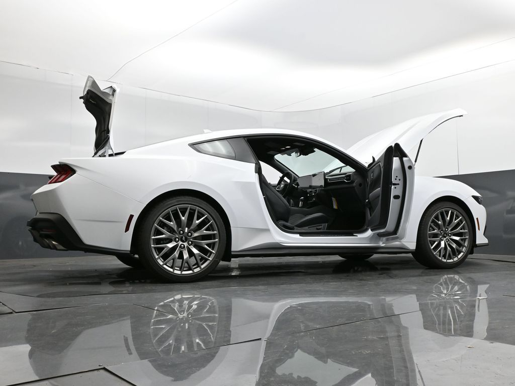 2025 Ford Mustang EcoBoost Premium Fastback