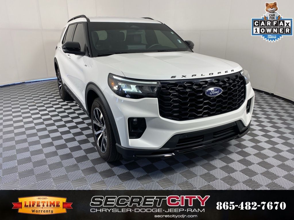 2025 Ford Explorer ST-Line AWD