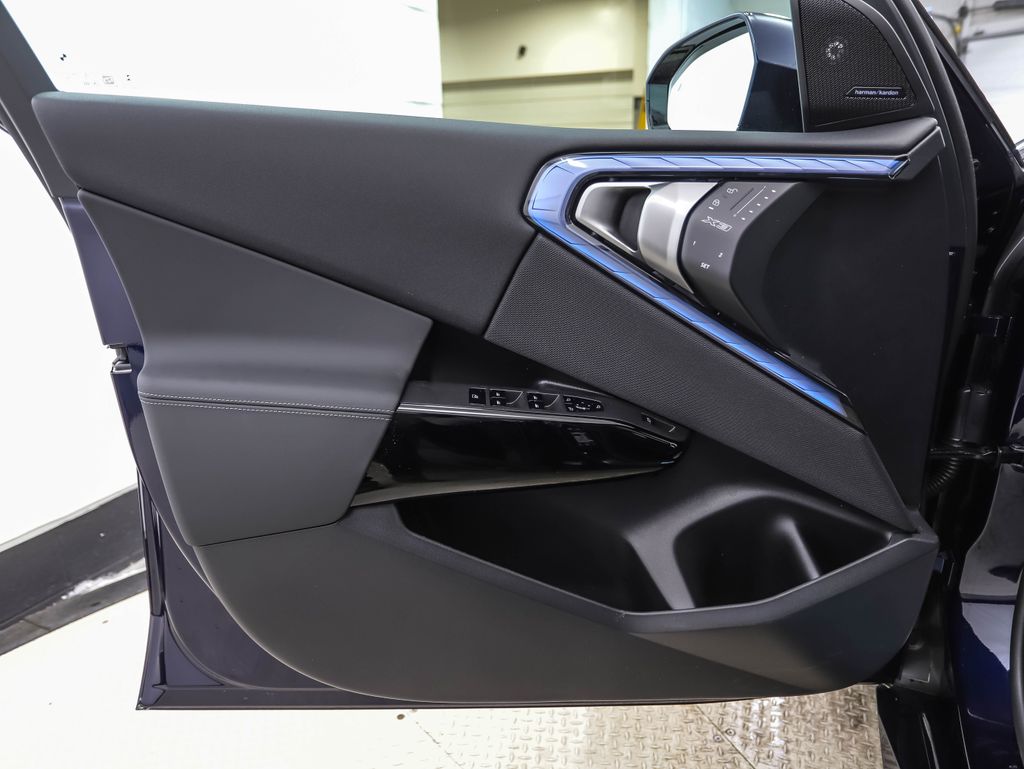 Thumbnail: 2026 BMW X3 - 9