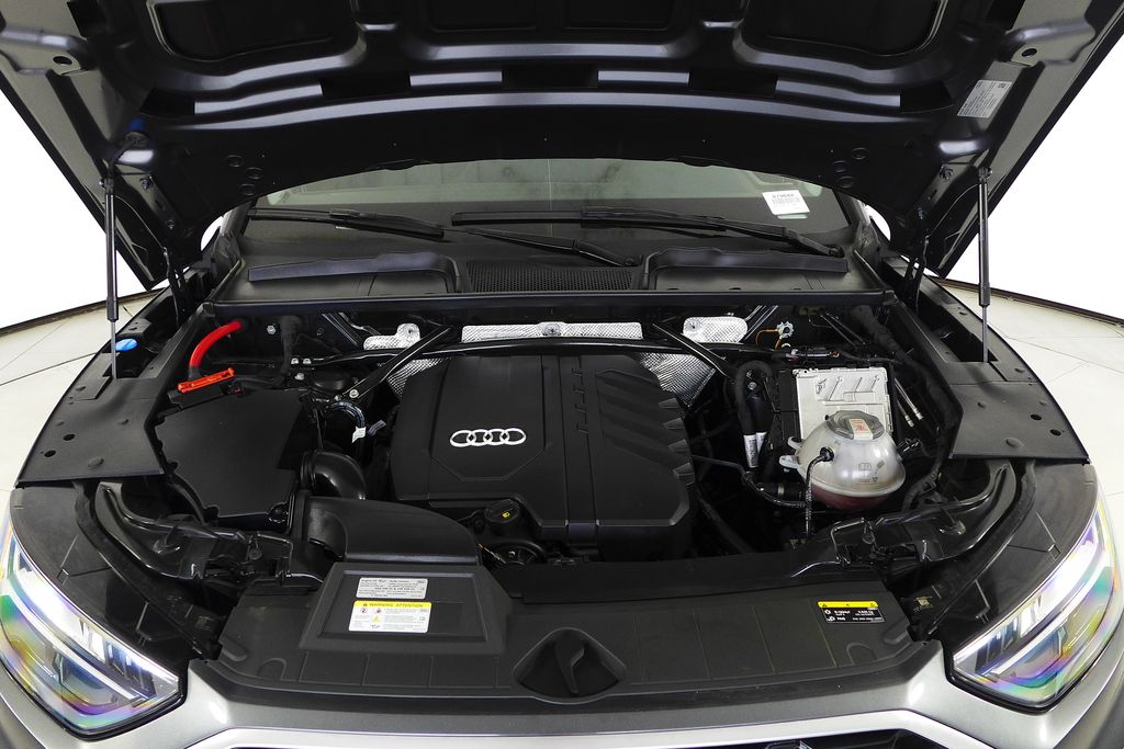 Thumbnail: 2023 Audi Q5 - 6