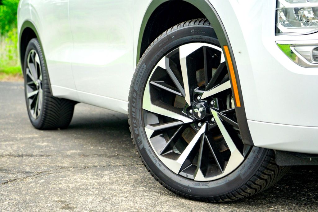 Used Car 2023 Mitsubishi Outlander  Ot45-m For Sale Under $25,000 In Taylor, Texas