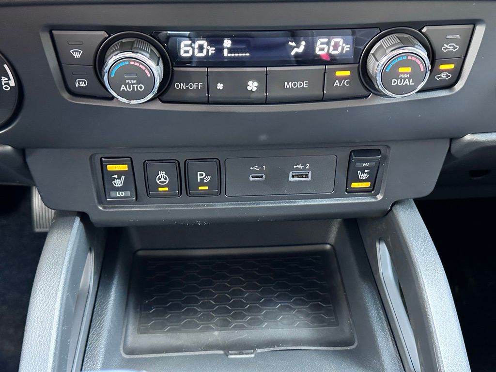 New 2026 Glacier White Nissan Crew Cab SV image 22