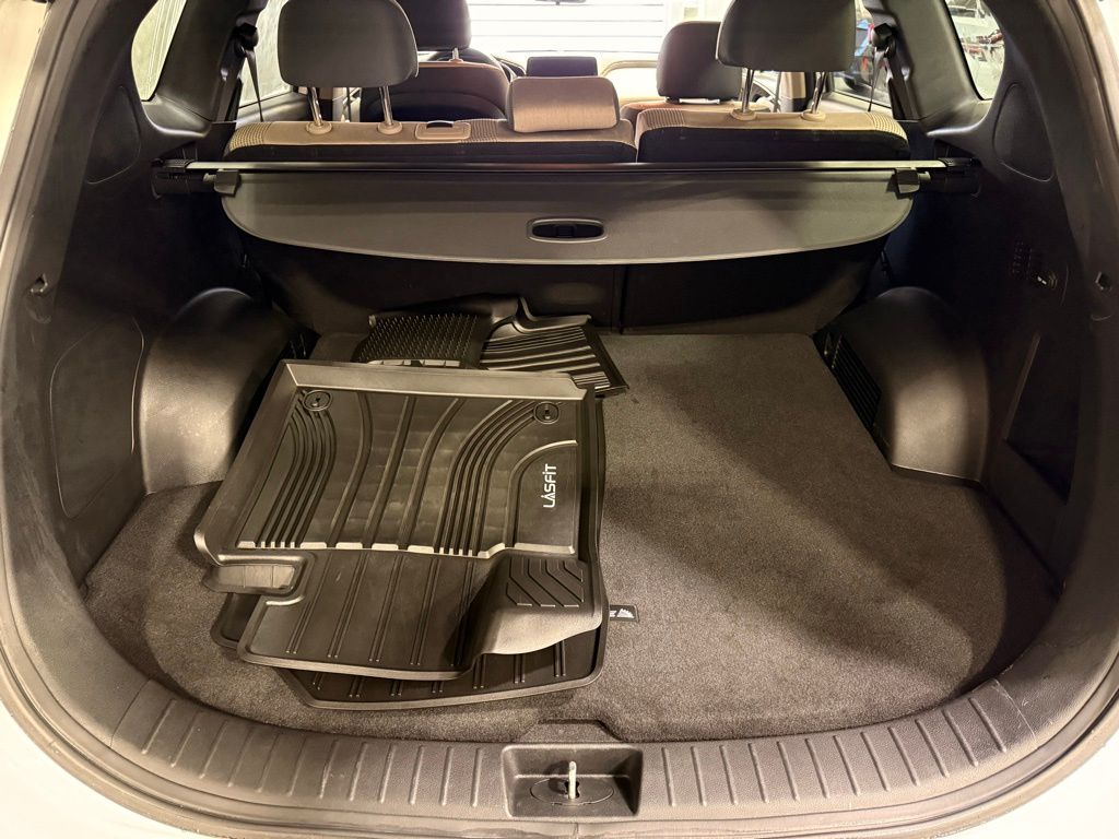 Thumbnail: 2023 Hyundai Santa Fe - 23