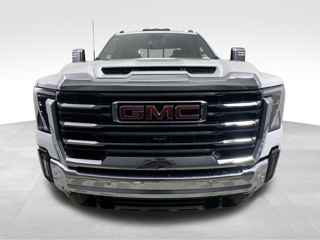 2024 GMC Sierra 2500HD SLT 9