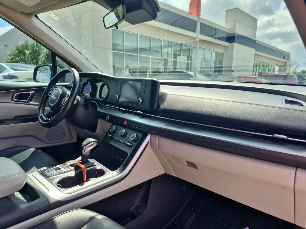 2022 Kia Carnival LXS Gray at Shottenkirk Kia Fort Bend