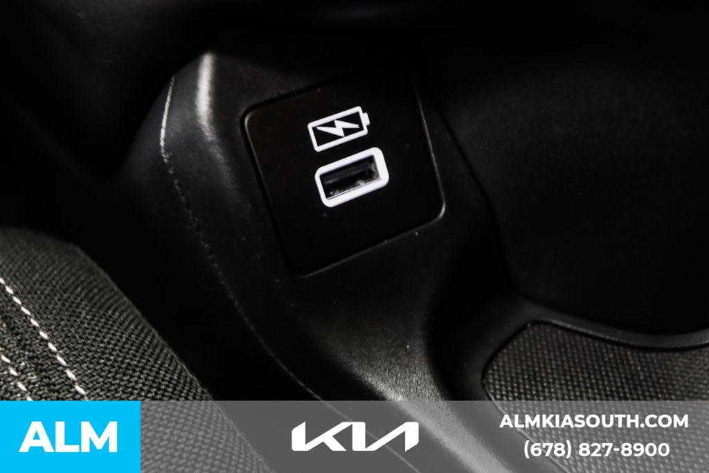 2023 Honda HR-V LX photo 36