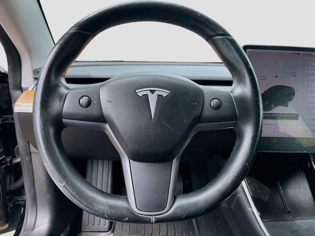 2019 Tesla Model 3 Standard Blue at Autostrade