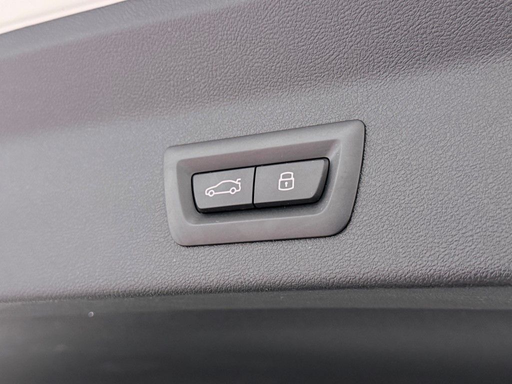 Thumbnail: 2024 BMW X3 - 27