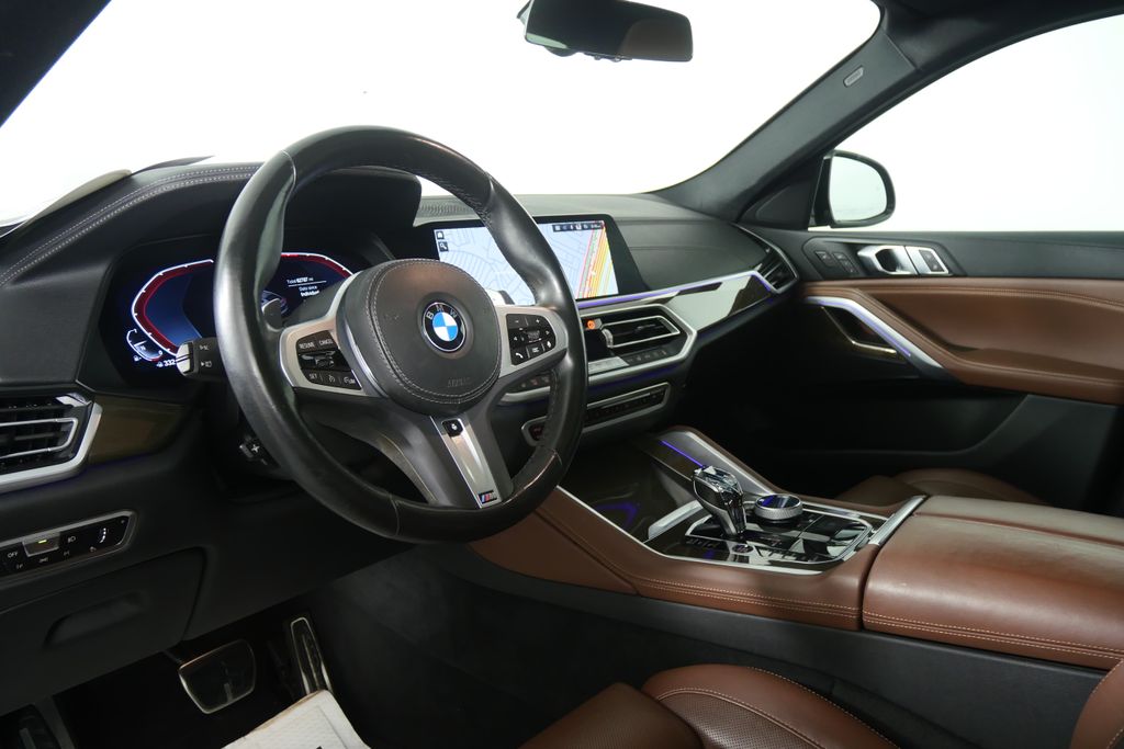 Thumbnail: 2022 BMW X6 - 12