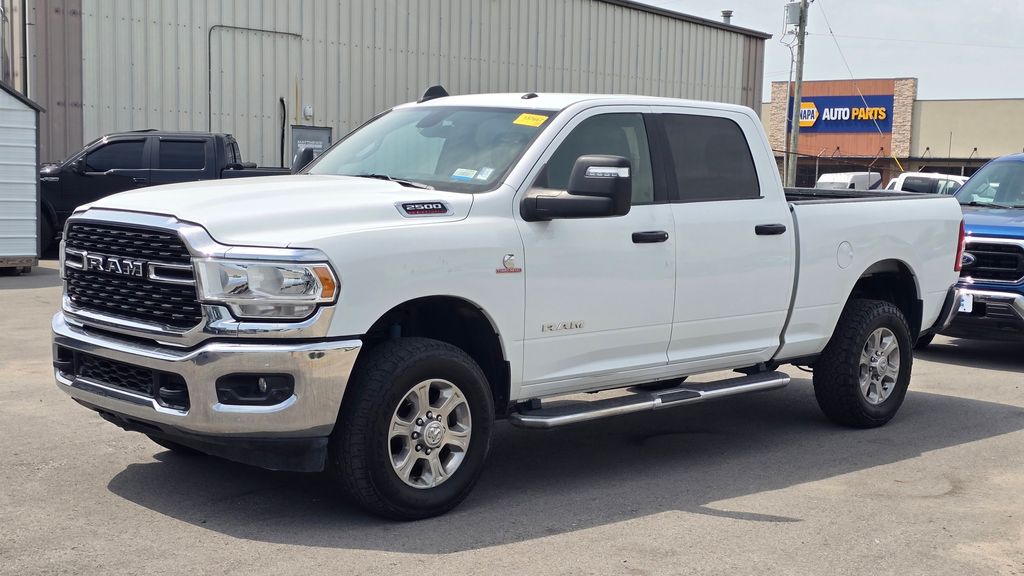 2024 RAM 2500 Big Horn Crew Cab 4WD