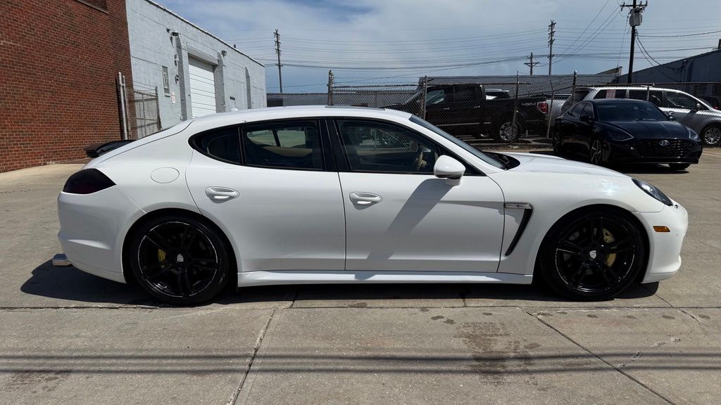 2010 Porsche Panamera 4S - Image 5