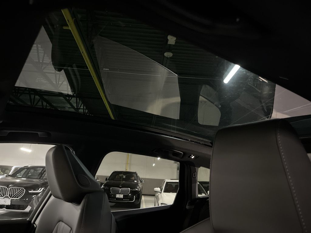 Thumbnail: 2025 BMW X3 - 22