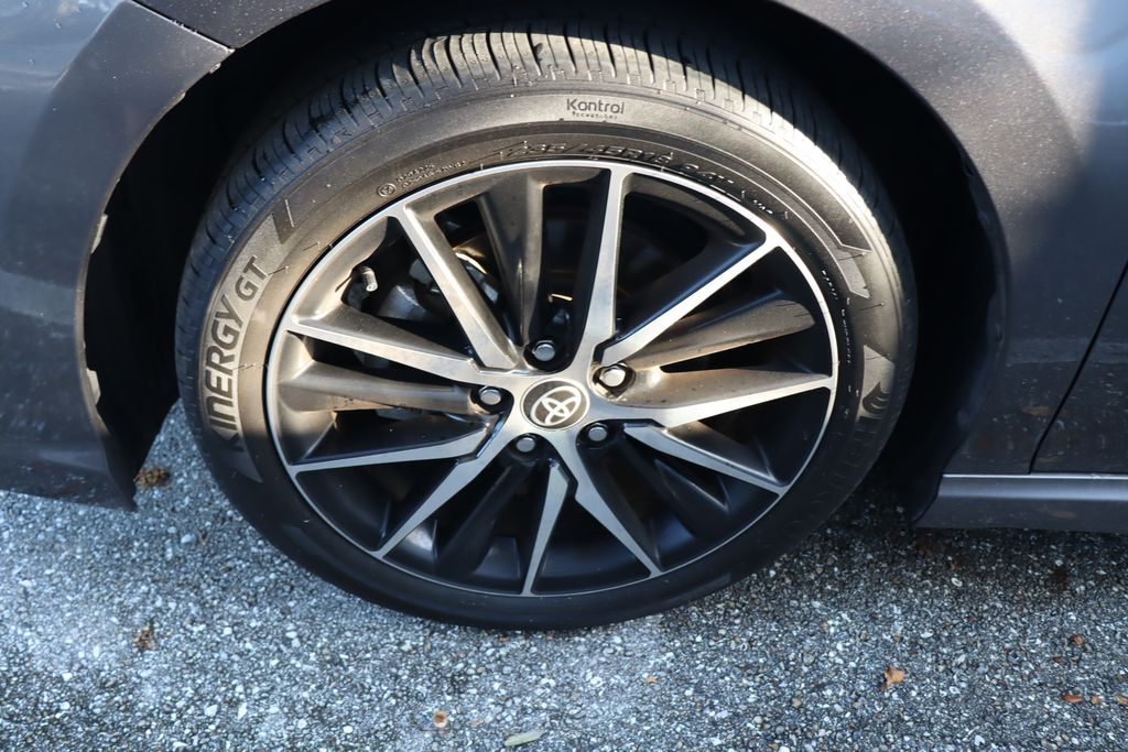 Thumbnail: 2024 Toyota Camry - 4