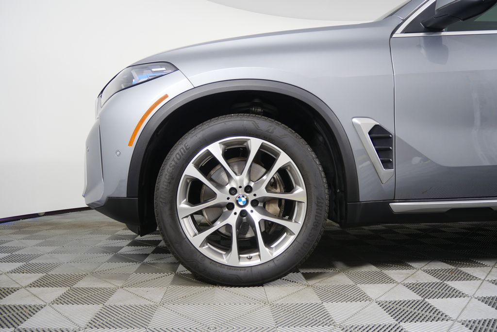 Thumbnail: 2025 BMW X5 - 7