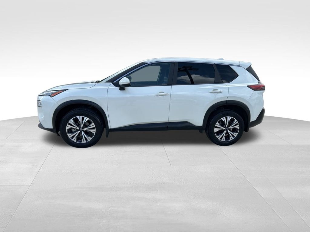 2023 Pearl White Tricoat Nissan Rogue SV FWD SUV