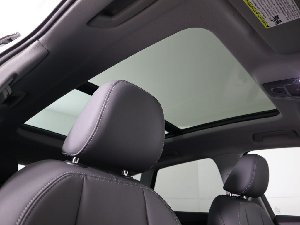 Thumbnail: 2025 Audi Q5 - 20