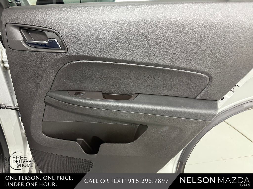 Used 2016 Silver Chevrolet LT image 38