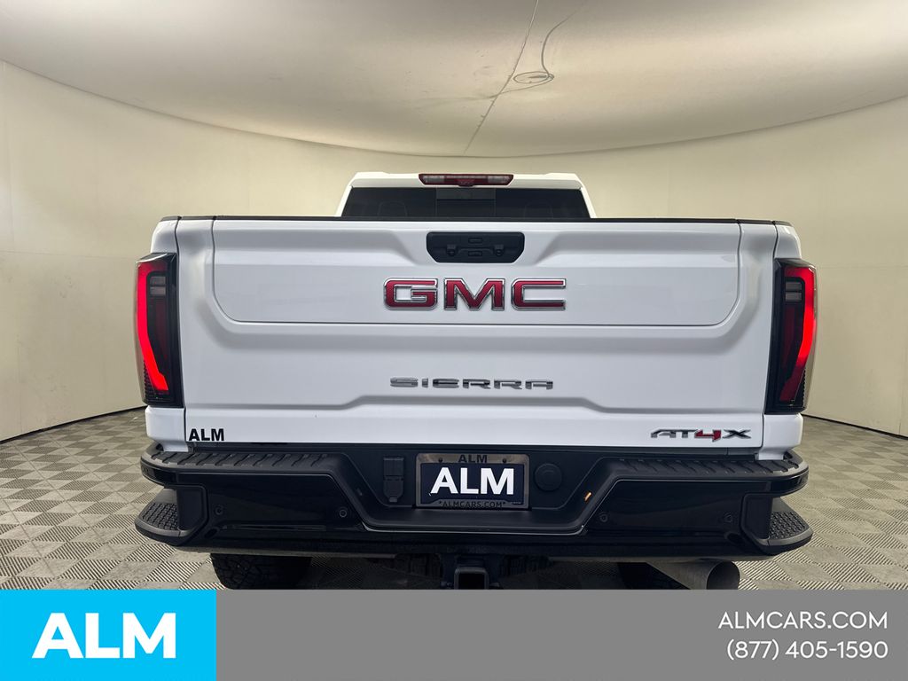 Used 2025 White GMC AT4X image 8