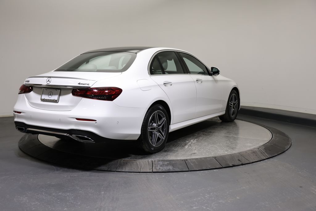 Thumbnail: 2023 Mercedes-Benz E-Class - 7