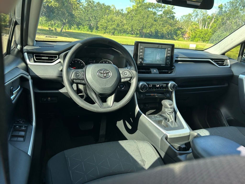Thumbnail: 2021 Toyota RAV4 - 12