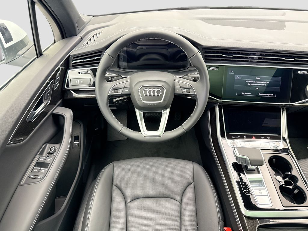 Thumbnail: 2026 Audi Q7 - 11