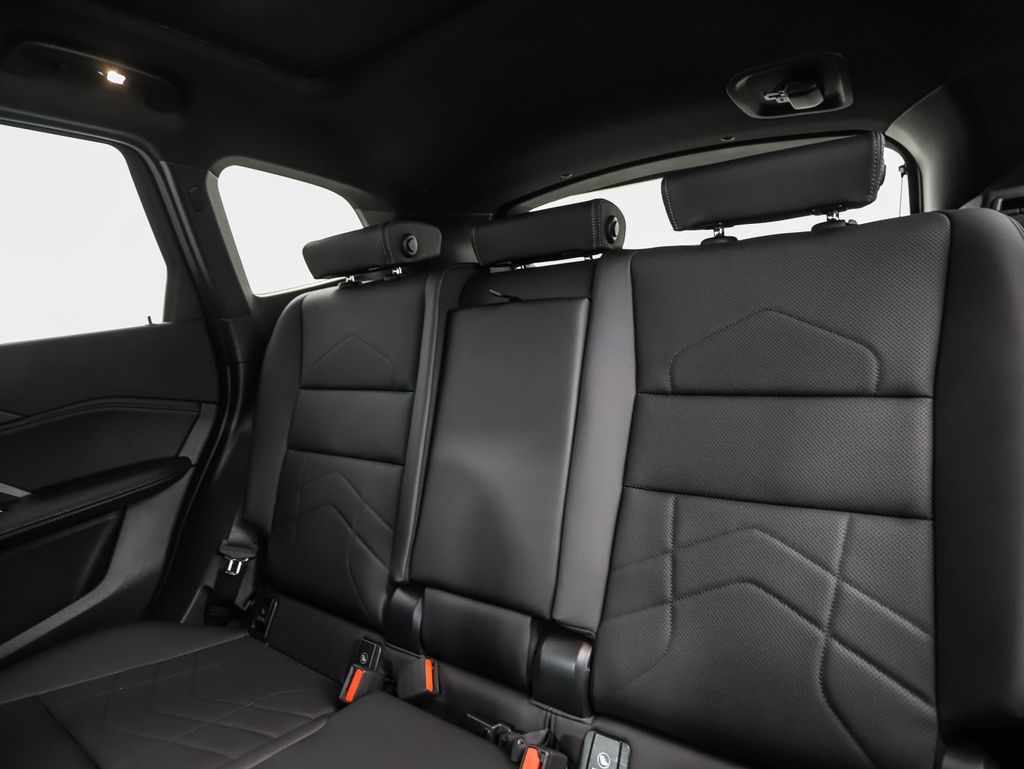 Thumbnail: 2023 BMW X1 - 22