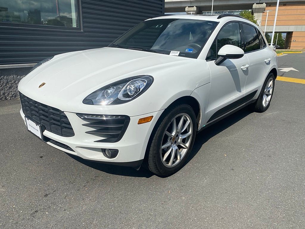 2018 Porsche Macan Sport Edition -
                  Vienna, VA
