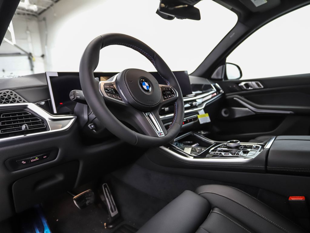 Thumbnail: 2026 BMW X5 - 10