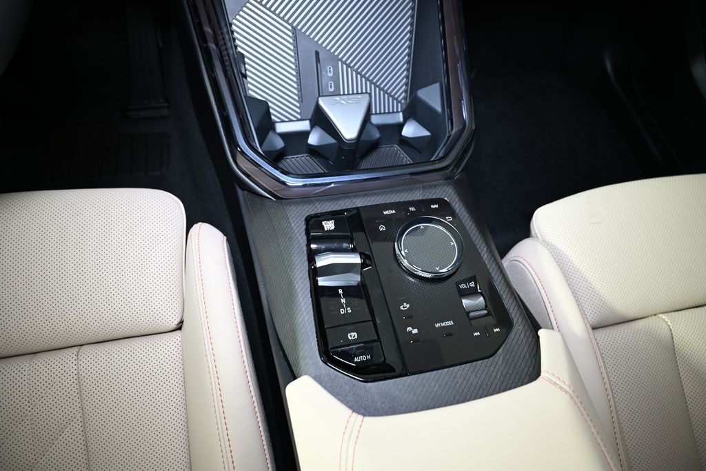 Thumbnail: 2026 BMW X3 - 19