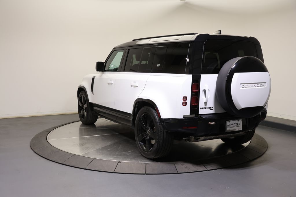 Thumbnail: 2023 Land Rover Defender - 3
