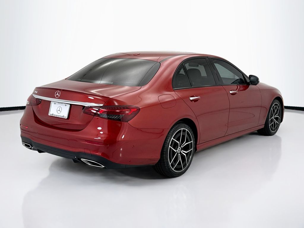 Thumbnail: 2022 Mercedes-Benz E-Class - 5