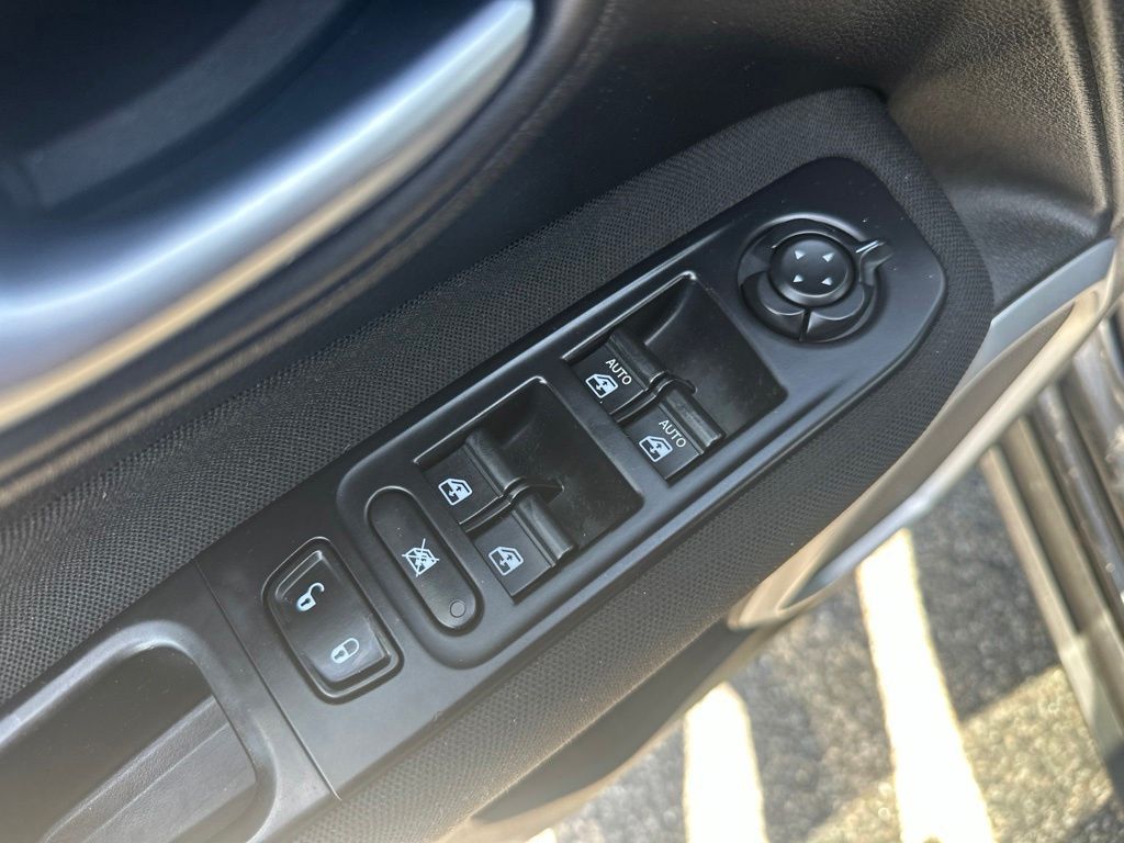 Used 2018 Jeep Renegade SUV