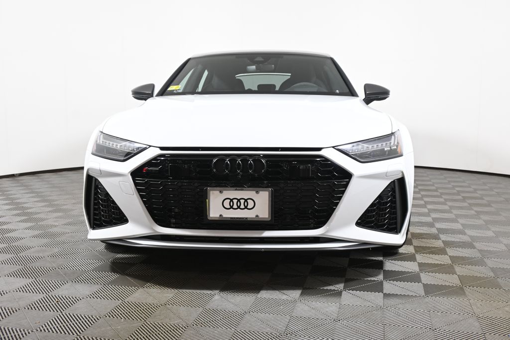 Thumbnail: 2025 Audi RS 7 - 10