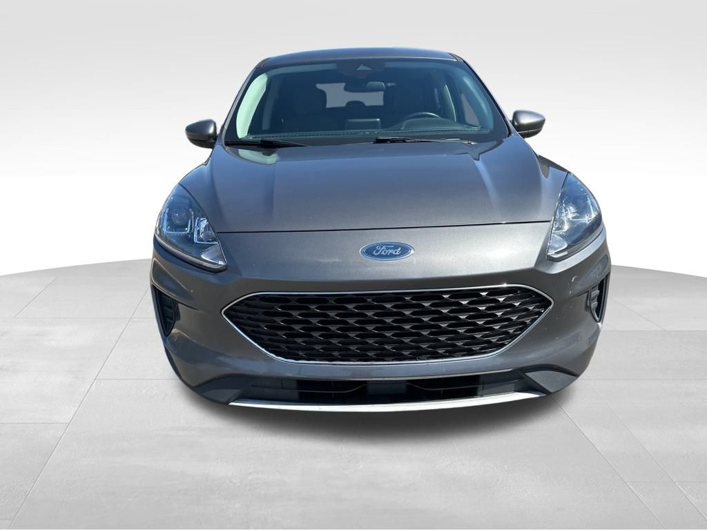 2021 Carbonized Gray Metallic Ford Escape SE FWD SUV