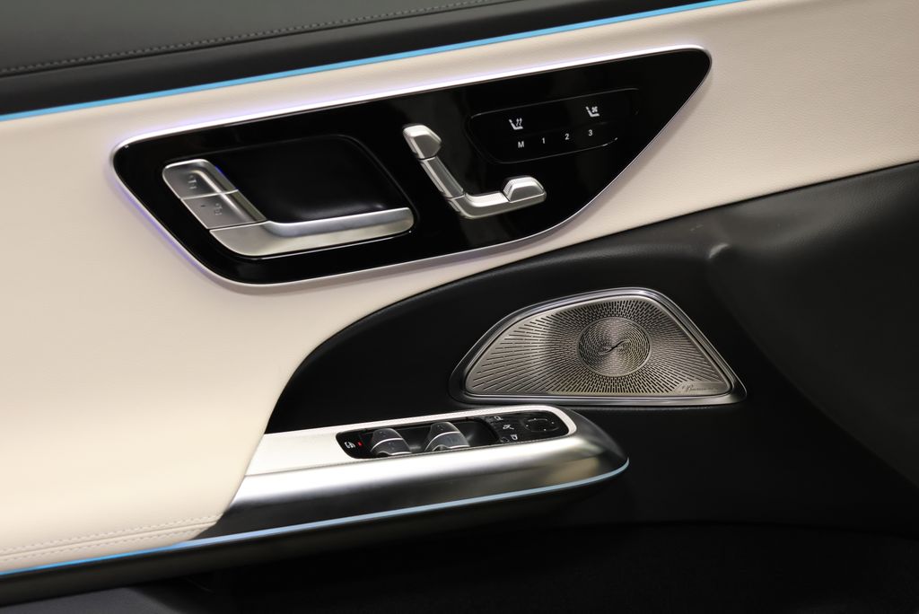 Thumbnail: 2026 Mercedes-Benz E-Class - 29