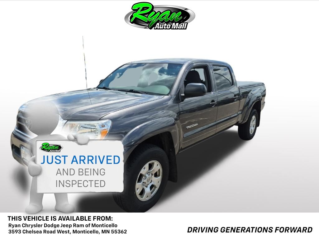 Magnetic Gray Metallic 2012 Toyota Tacoma Pickup Truck Four-Wheel Drive 5-Speed Automatic Overdrive