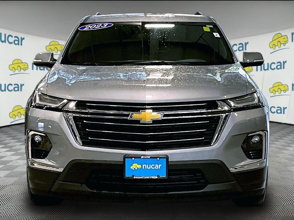 2023 Chevrolet Traverse — photo 2